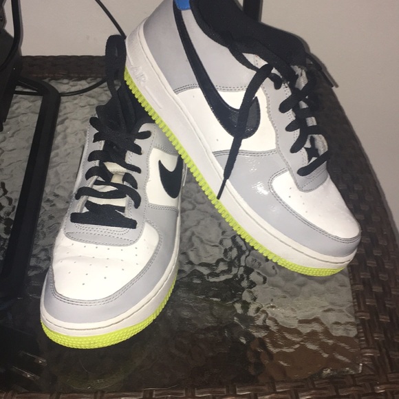 lime green off white forces